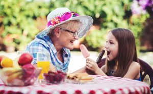 “Let’s eat, grandma!” 