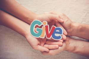 【3分で読める英語学習】基本英単語give、takeの意味を理解する