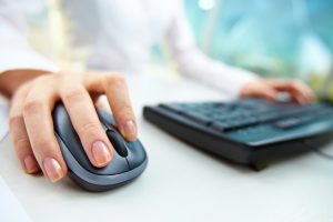 【3分で使える英語表現】パソコン用語だけではない"click"