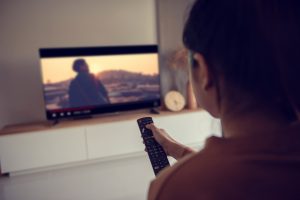 【3分で英語学習のコツ】無限に広がる？！海外ドラマや映画の英語学習活用アイディア